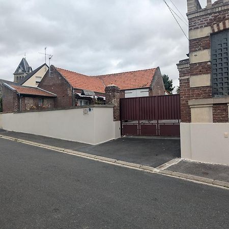 Studio Les Chambres De La Source - Milouin Sancourt  المظهر الخارجي الصورة
